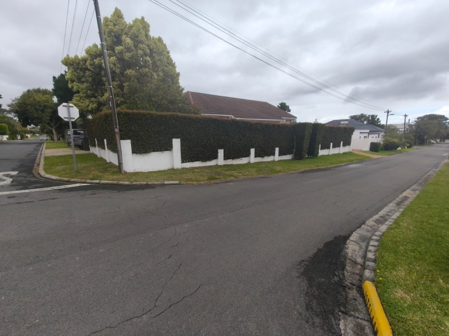 3 Bedroom Property for Sale in Voelklip Western Cape